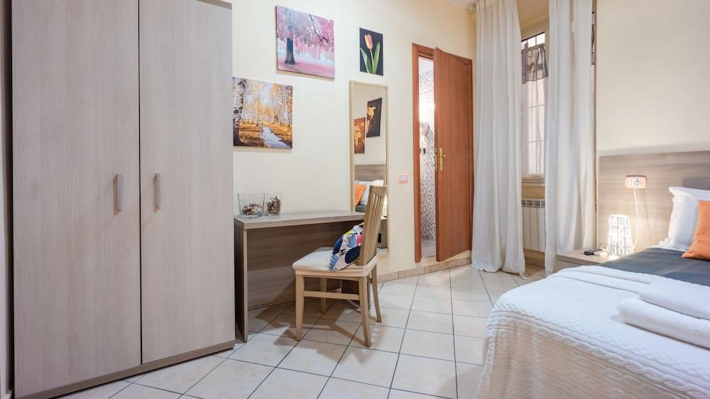 Domenichino guest house