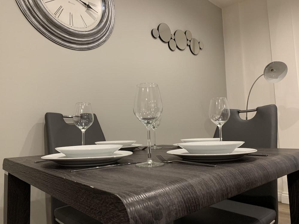 Impeccable 2-bed Apartment in Birmingham