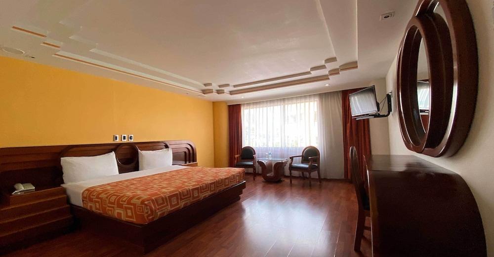 Hotel Escala Siglo XXI