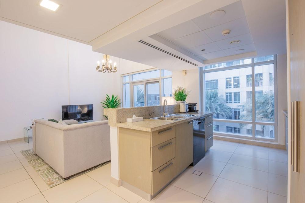 bnbme | The Lofts Emaar | 1 BDR