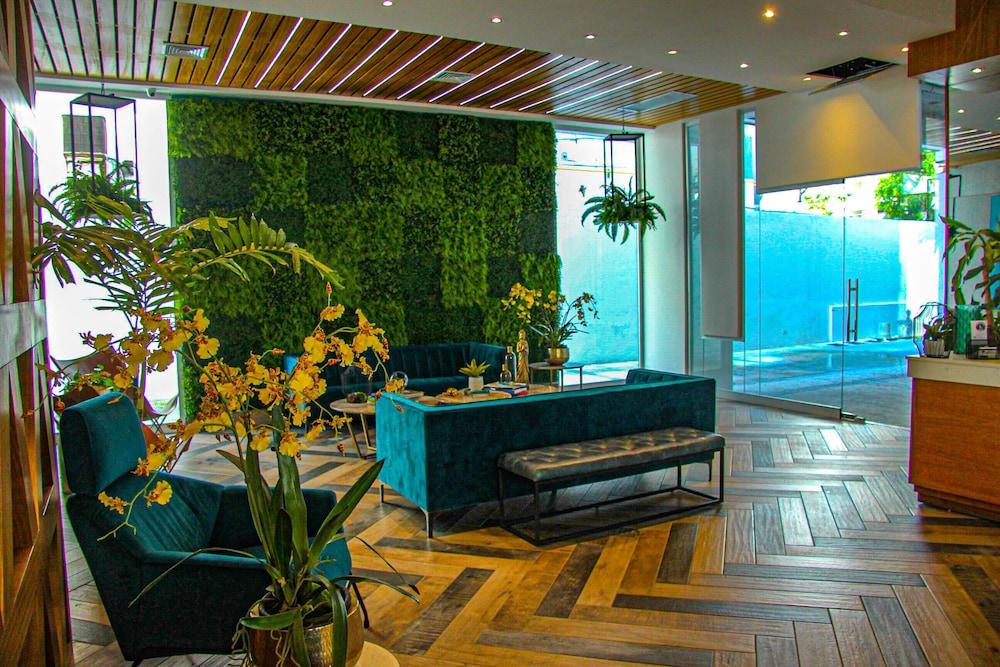 Tower Central - New Luxury - Ocean view