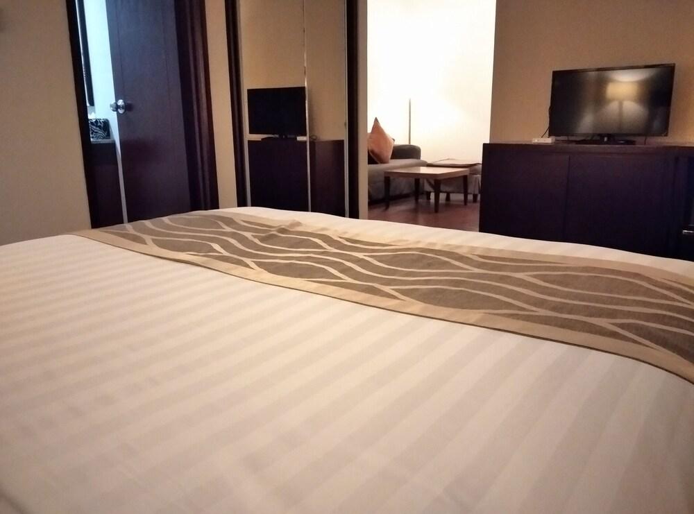 Marina Apartment D Tower by Tama