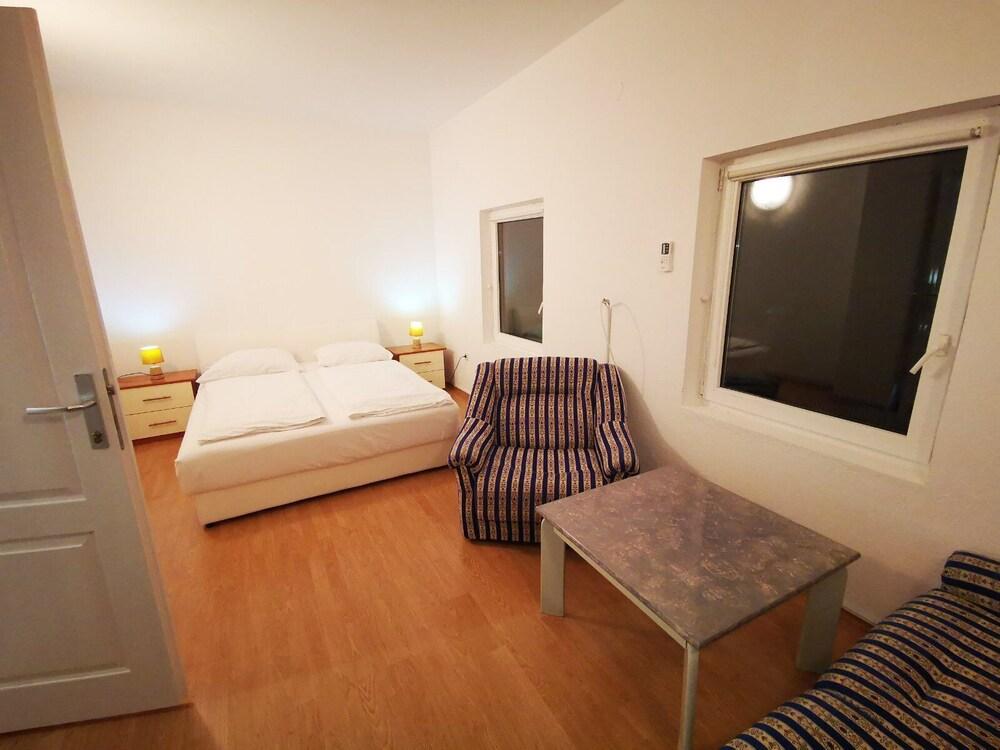 Private Riverside Villa Silvia