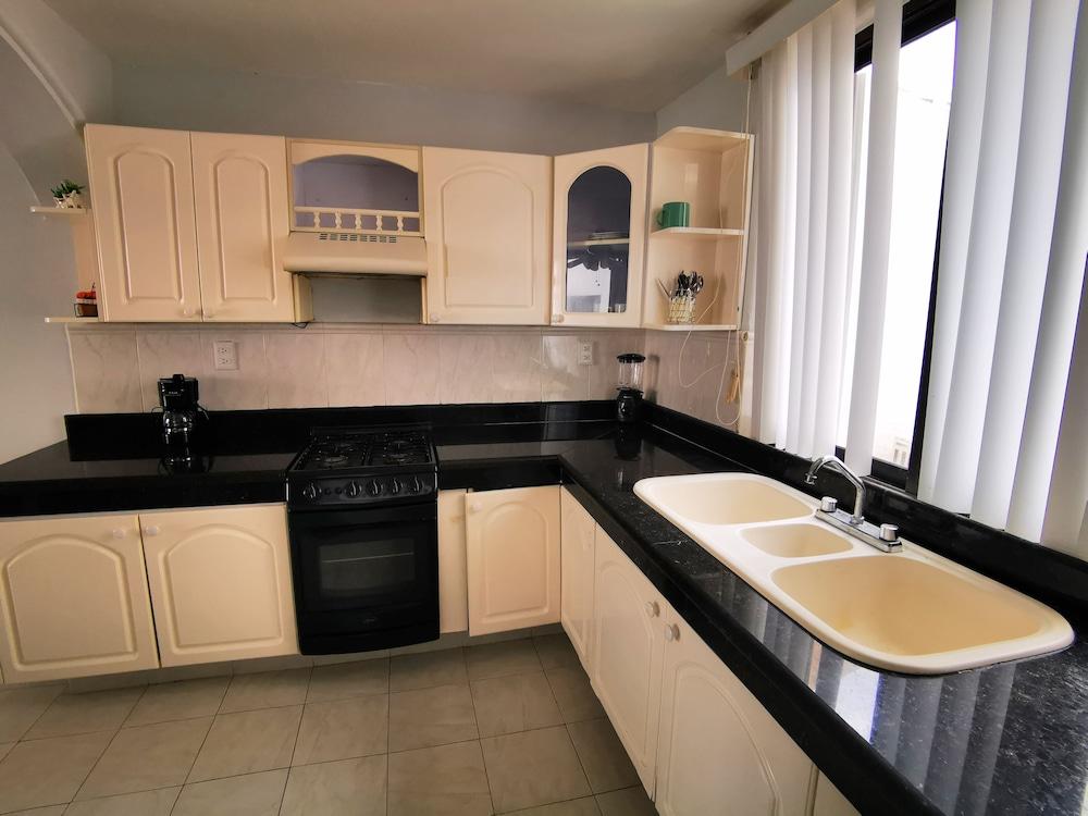 Quintas del Lago - A Pasos  del Mar