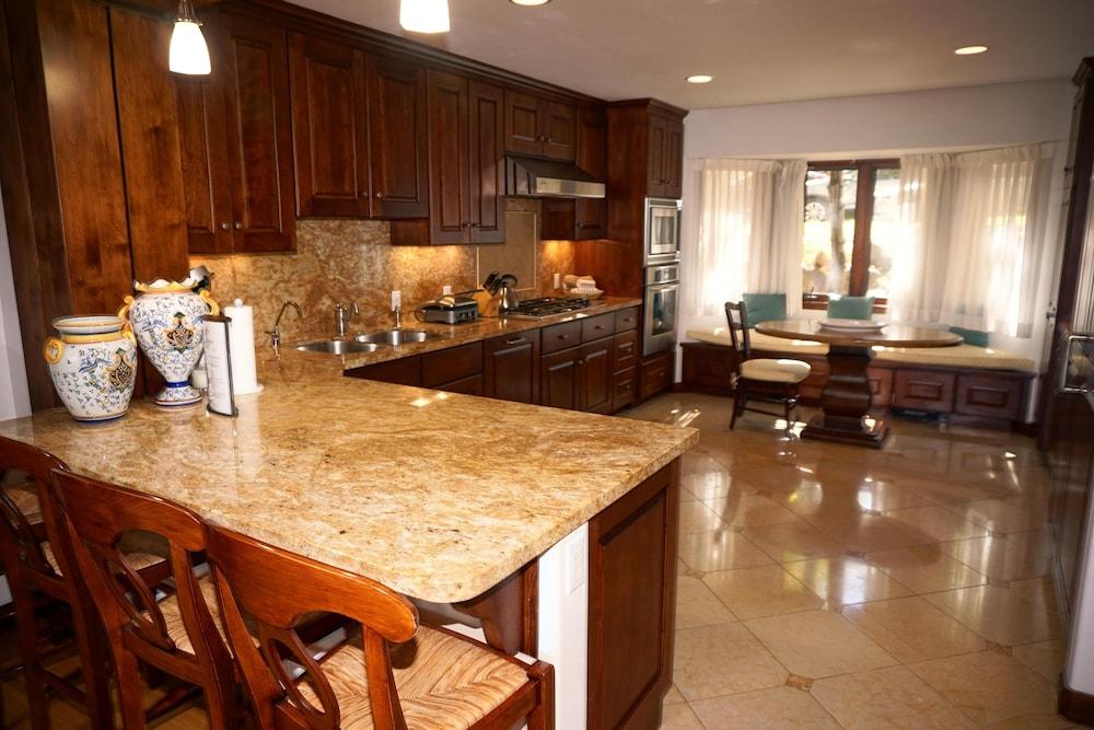 Woodrun V Town House