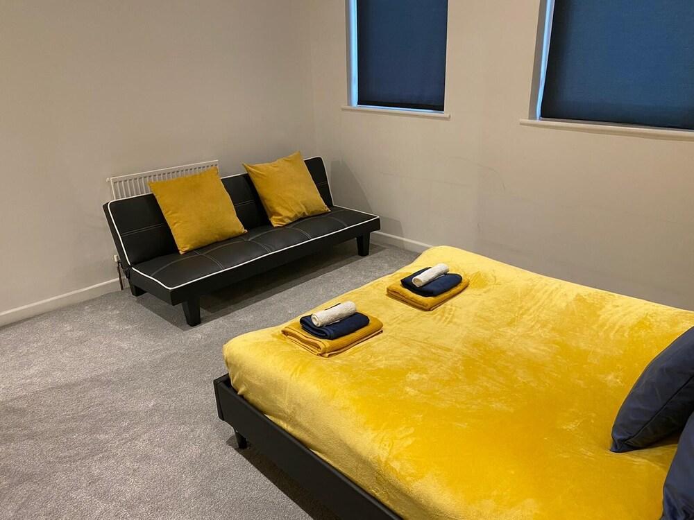 Stay With Empire - Waller Street