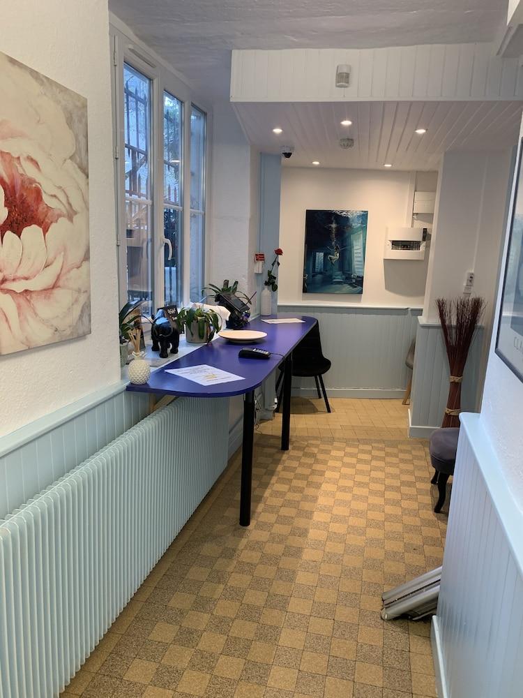 Initial by balladins, hôtel Broisin