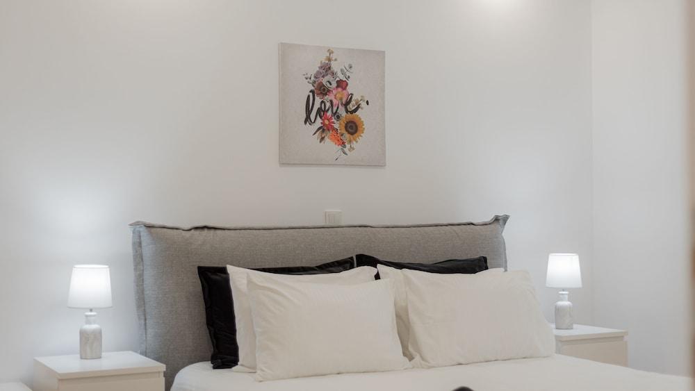 Kolonaki Luxury Residence