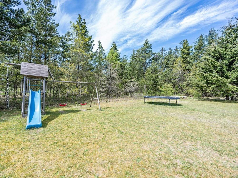 Luxurious Retreat in Henne Strand-by Traum