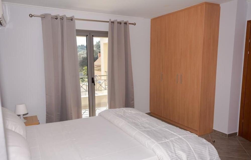 Villa Elegio by CorfuEscapes