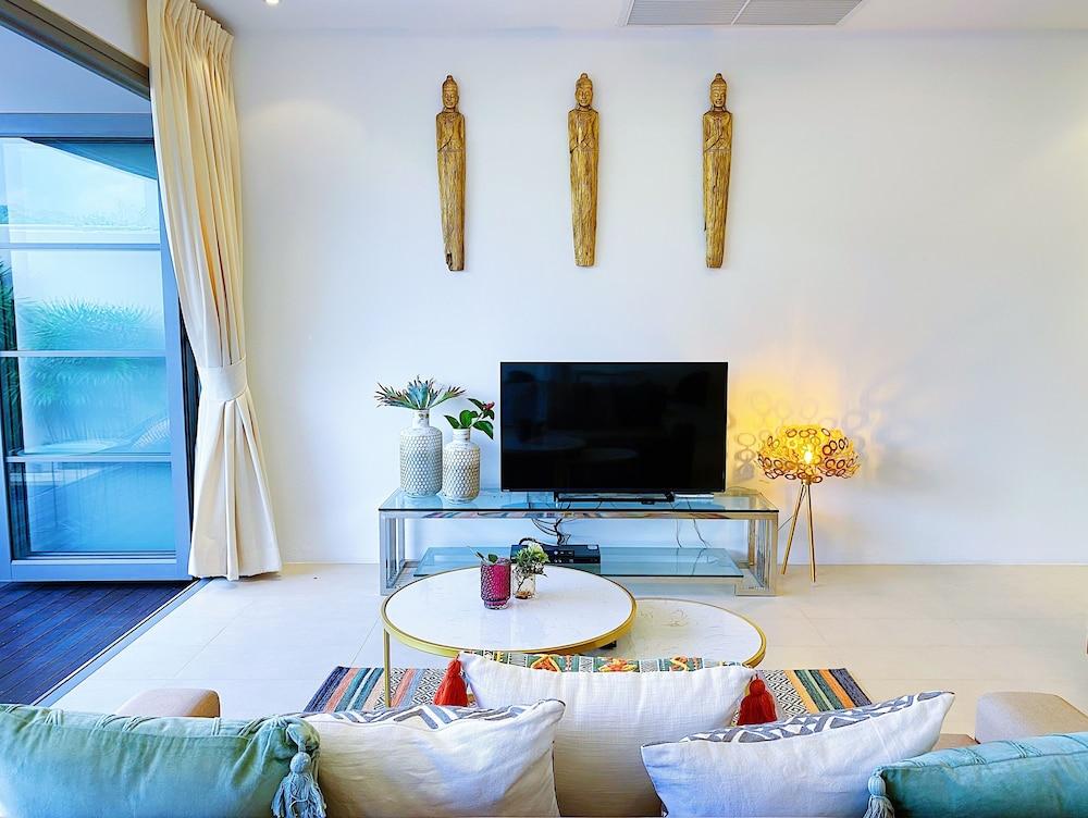 Beautiful 1br Plunge Pool Villa Walk To Bangtao Beach