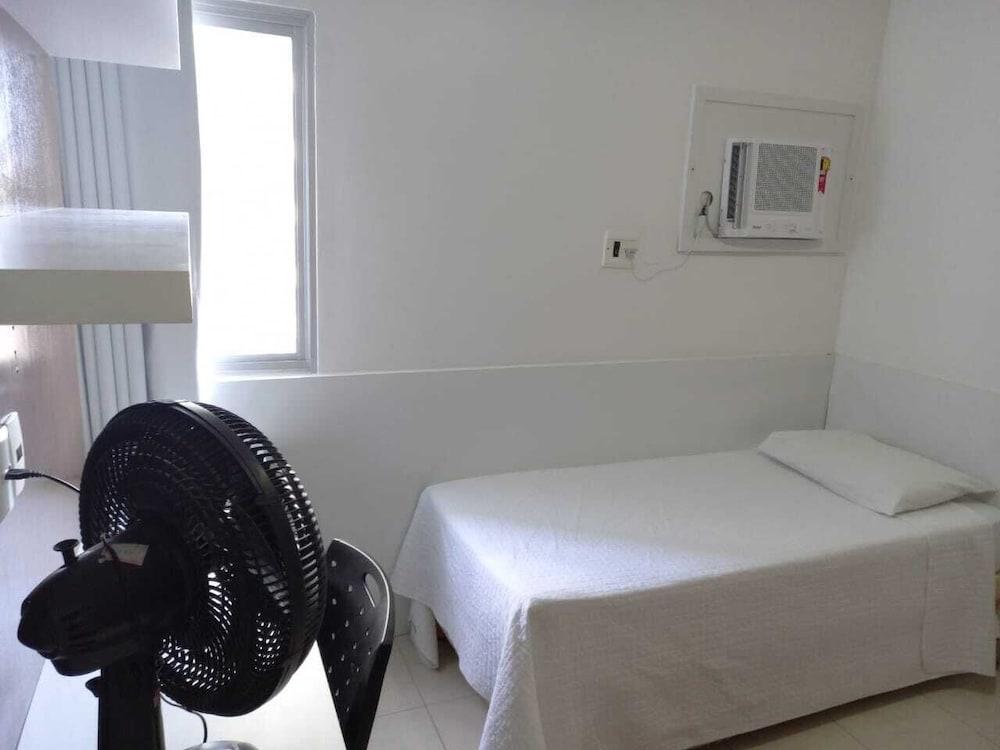 Edifício Canoa Pajuçara - Apto 302