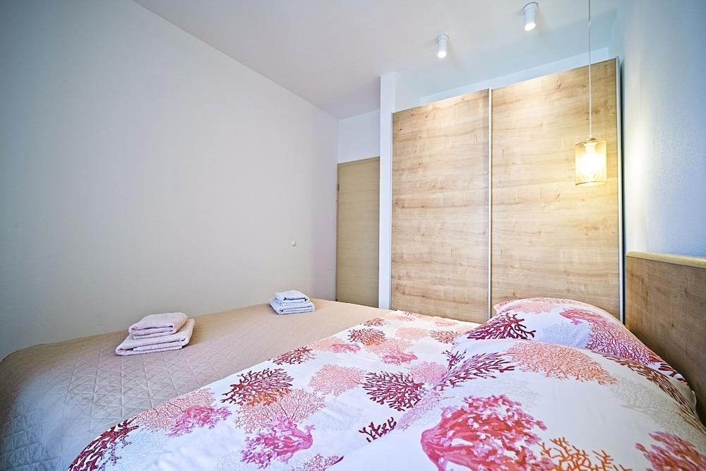 Dream vacation apartment Postira