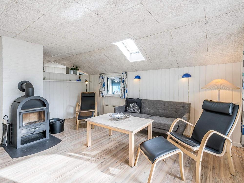 6 Person Holiday Home on a Holiday Park in Norre Nebel