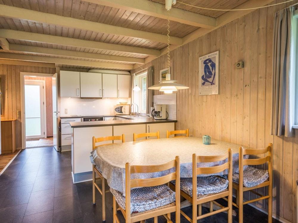 6 Person Holiday Home in Henne