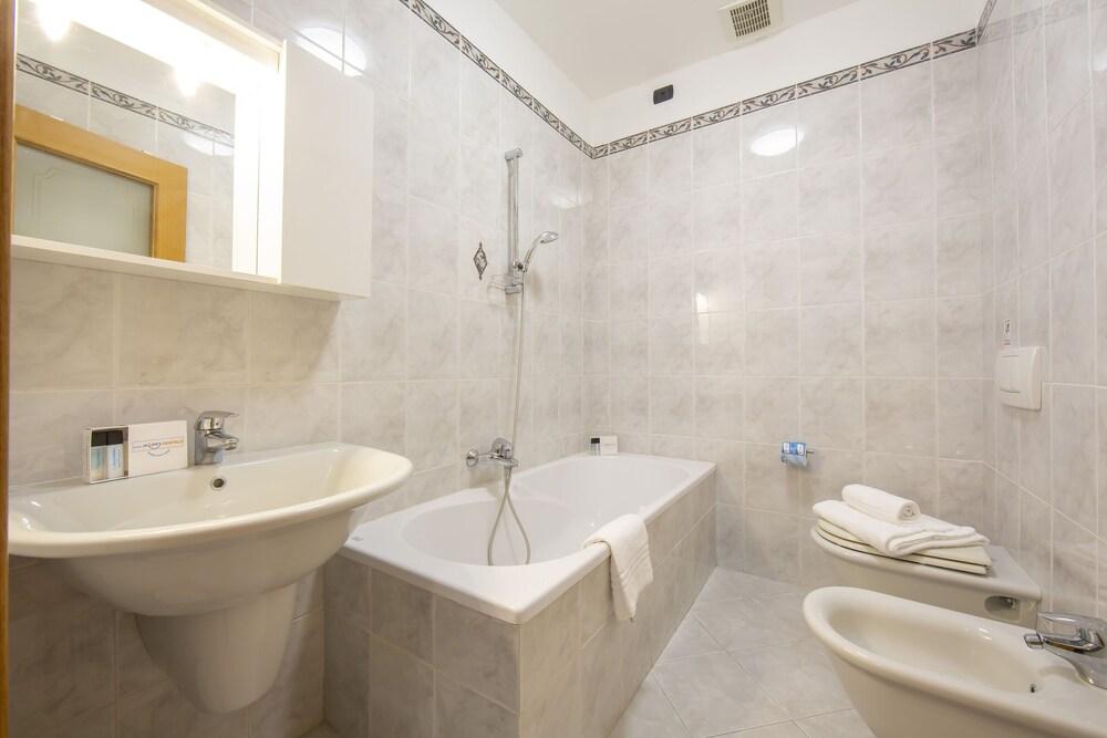 Villa Savoia Handel 0/22