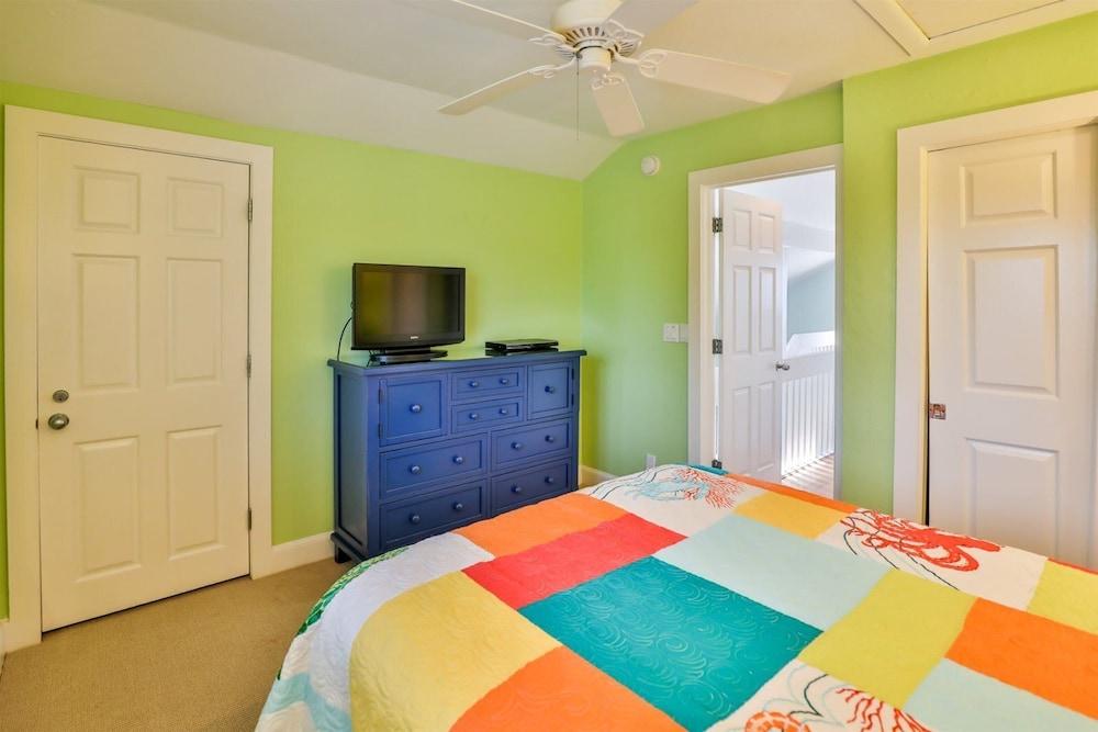 South Seas Gulf Cottage 1106