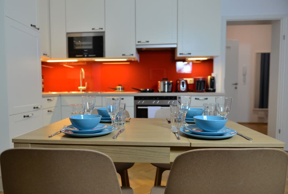 Jimmy's Apartments Suites