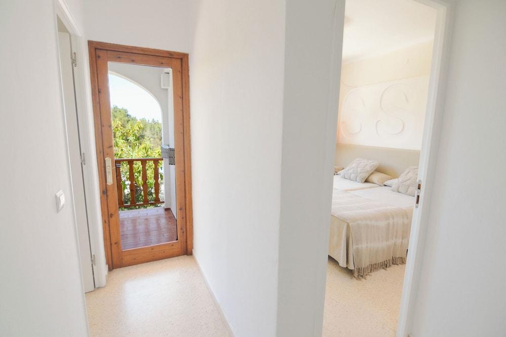 Secret Oasis Ibiza- Adults Only