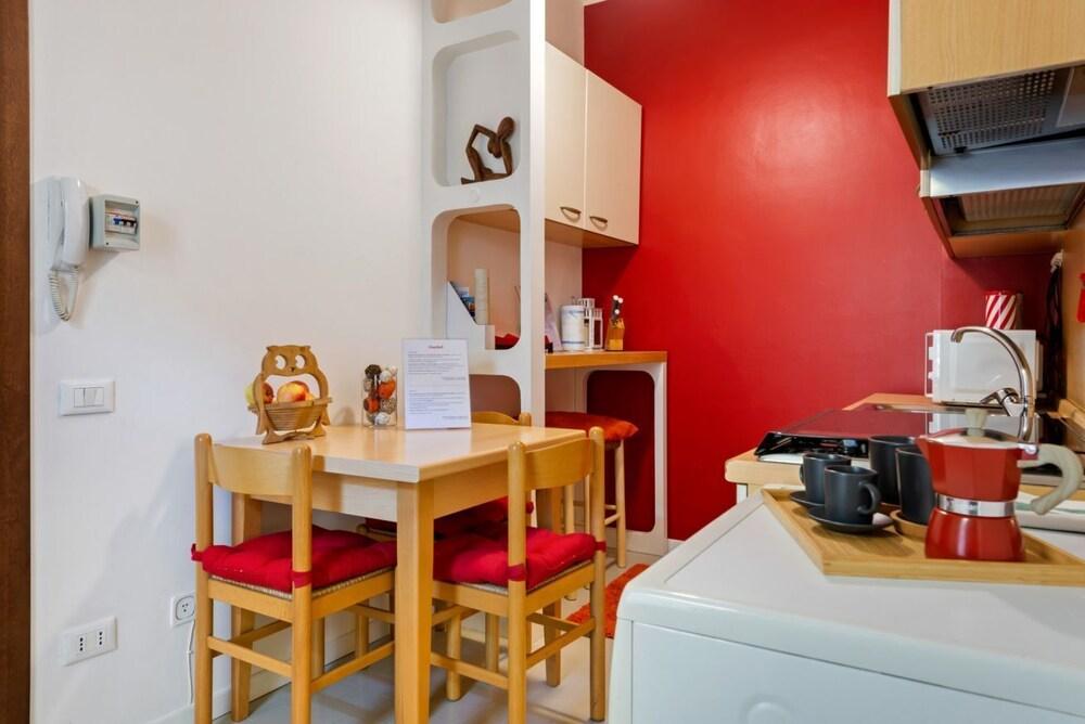 Dante Central Mini Flat