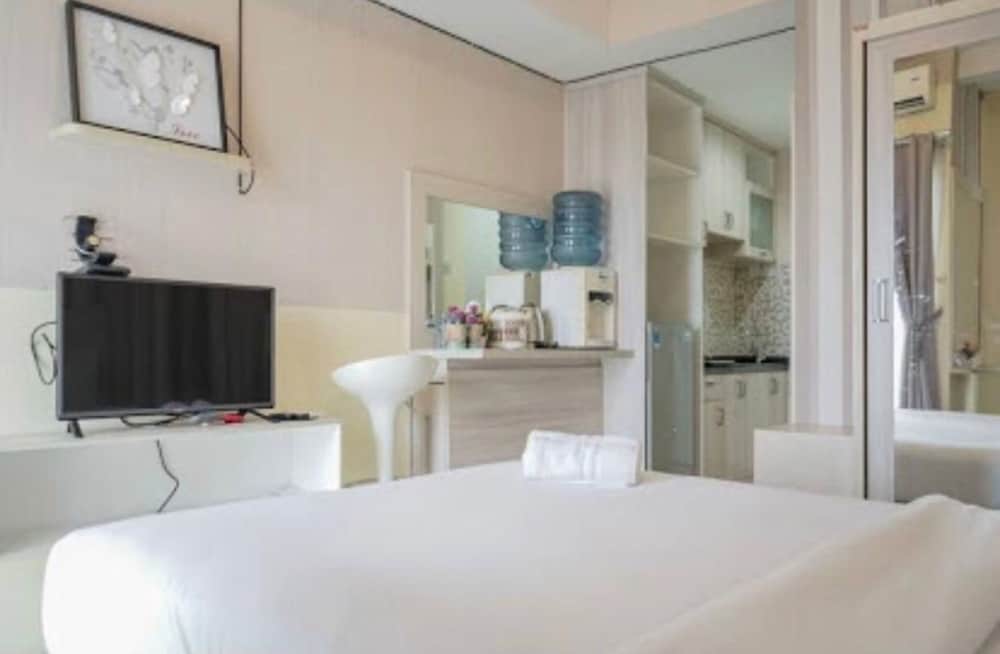 Vanez Mansion @Skylounge Tamansari