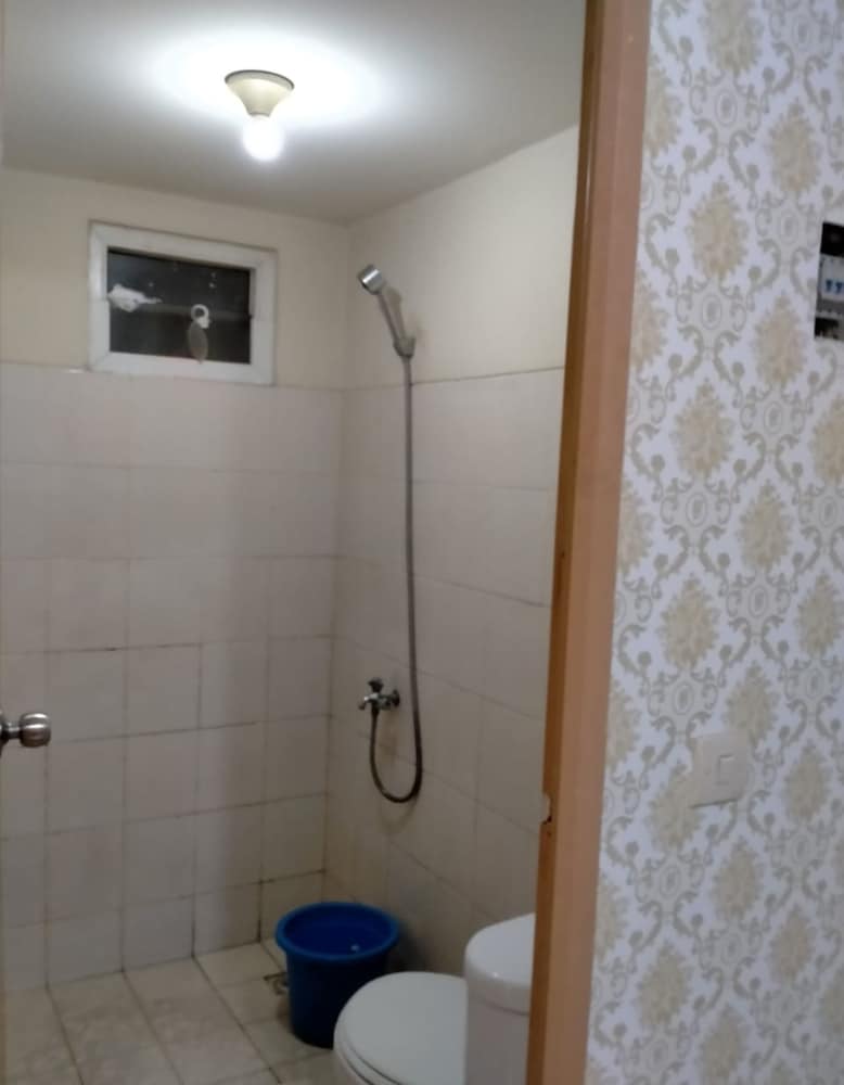 Three "D" Room Rent Apartment