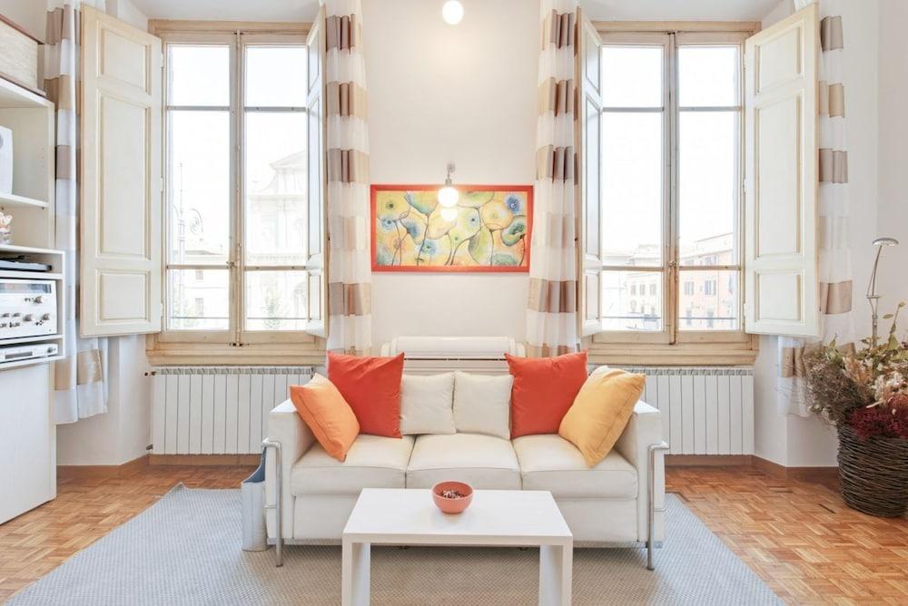 Piazza San Marco Studio Flat