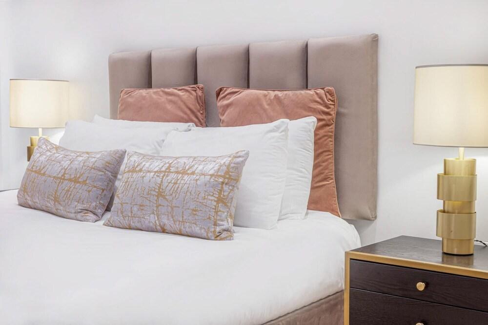 Royal Kensington - Premium 2 bed