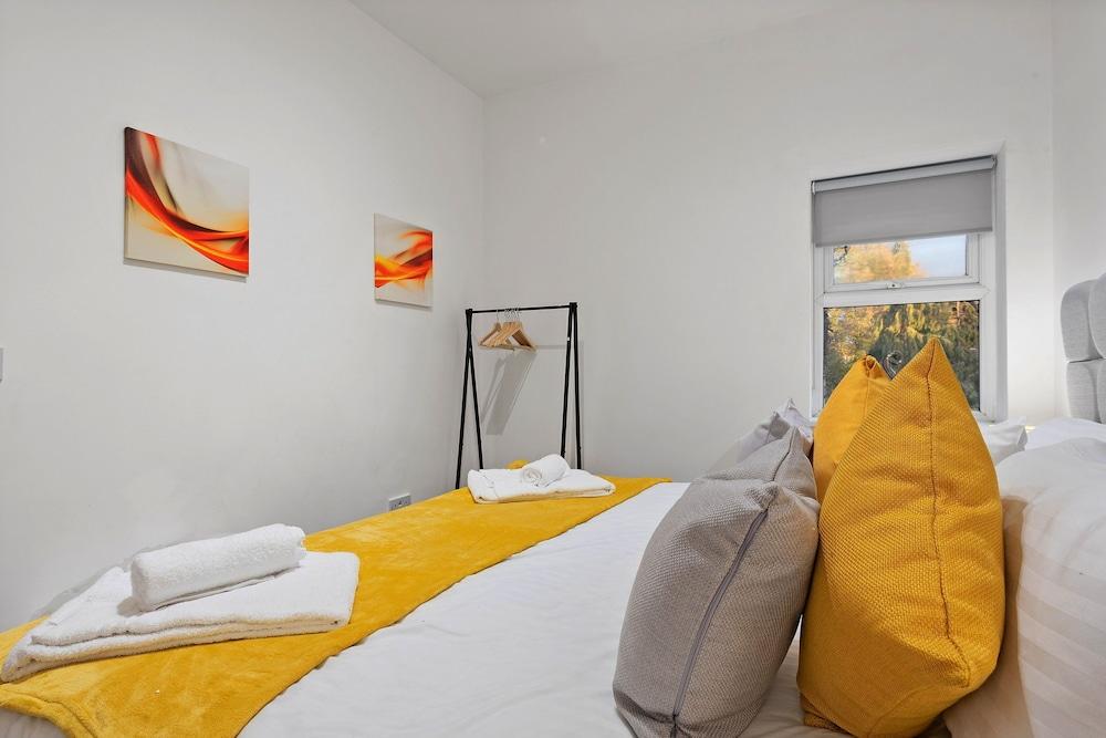 West Ealing SVD Apt. - 2 Bedroom 2 Bath