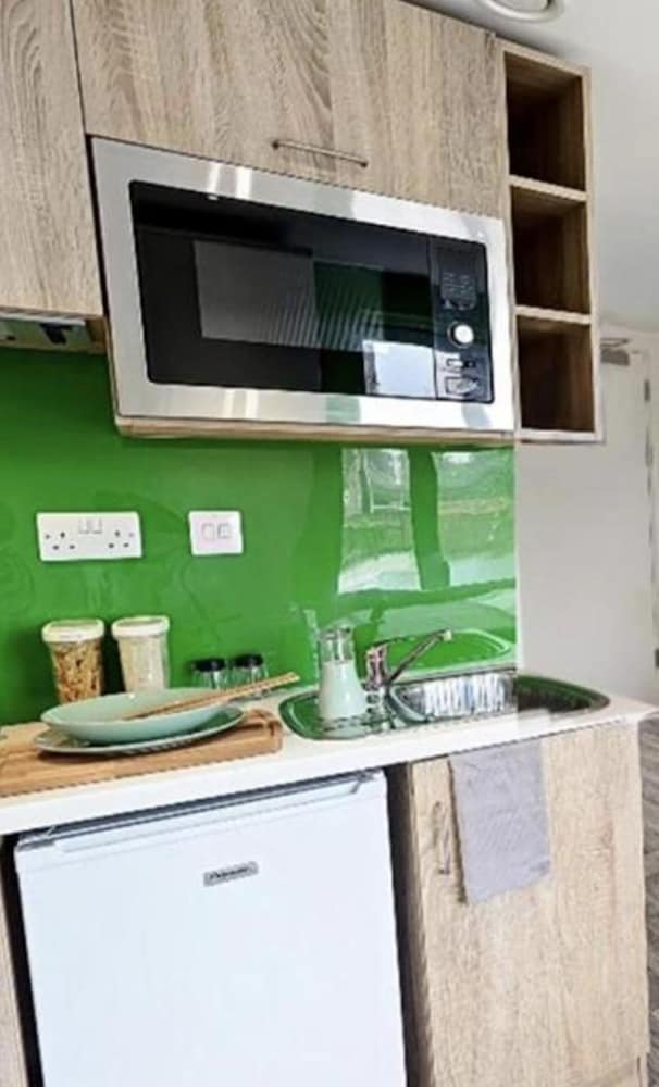 Sophisticated Studios Greenwich