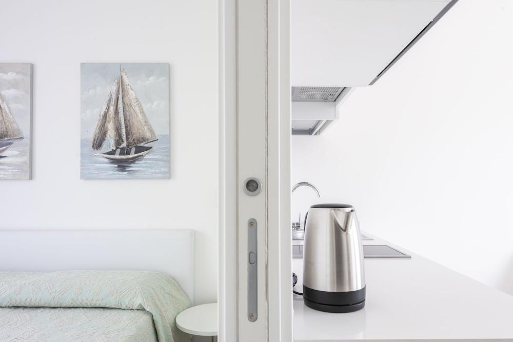 Capo Falcone Charming Apartments