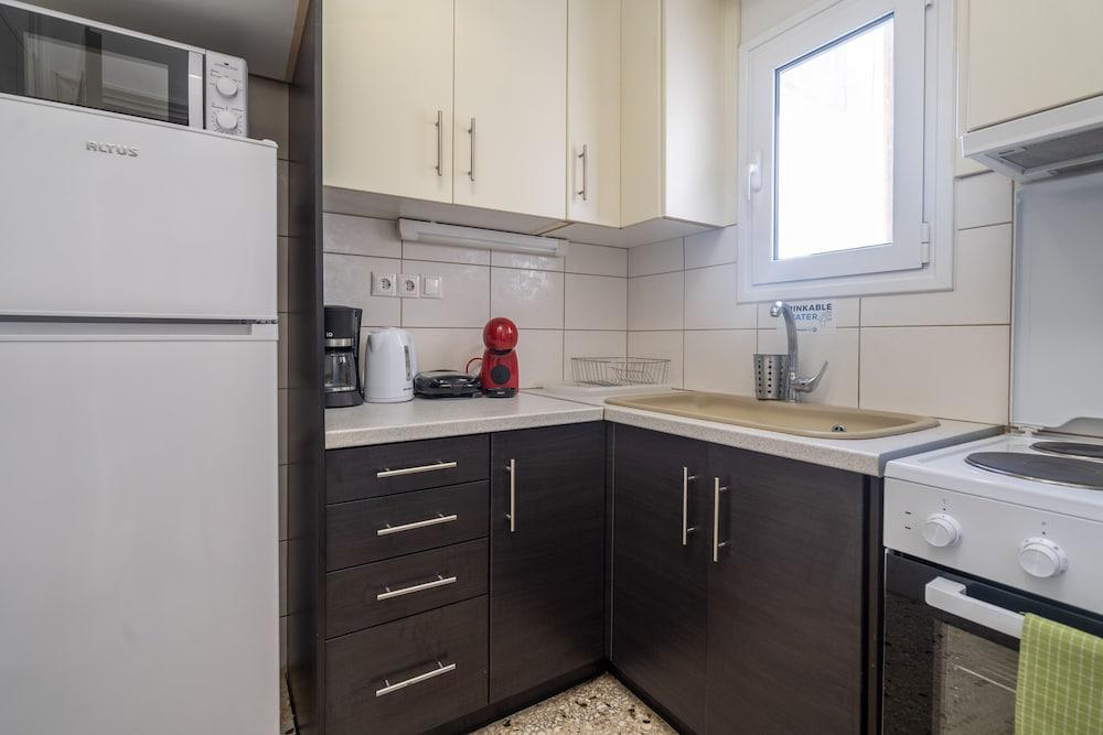 Olimpiou Lovely Apartment In Koukaki