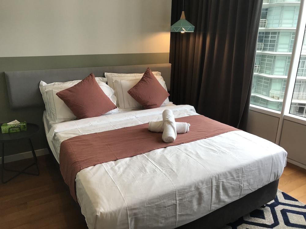 KL Sky Suites KLCC by SA