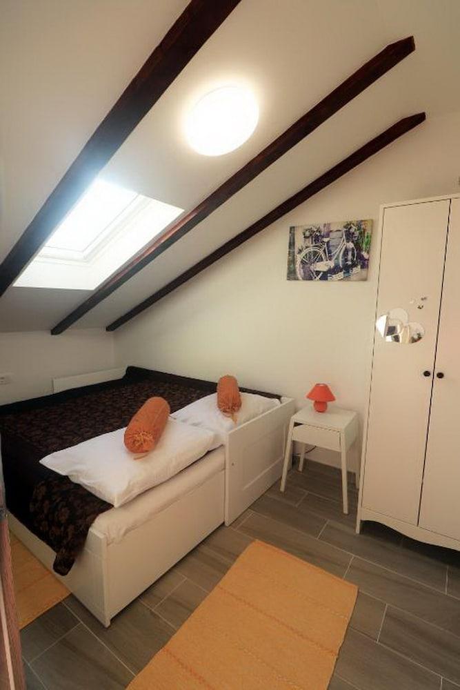 Apartments Clementina Sunrise