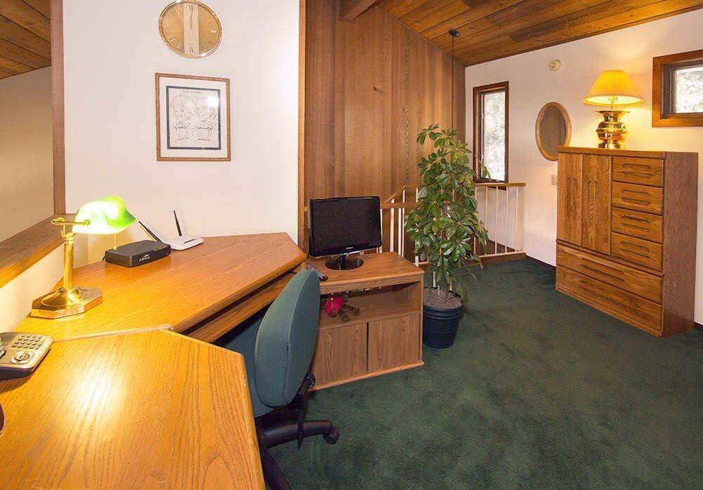 Winterset Condo - Near Shuttle & Year-round Fun!