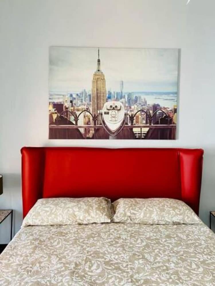 Sea View Apartment with balcony