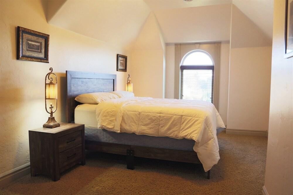 A Lavish Home That is Sure to Please