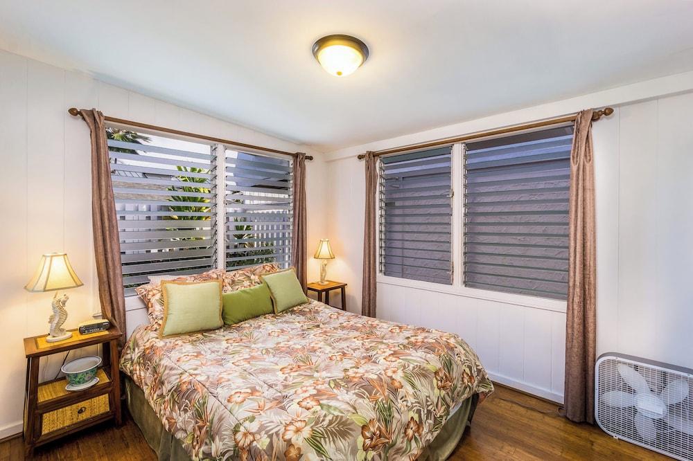 Kaikea Hale Oceanfront Paradise