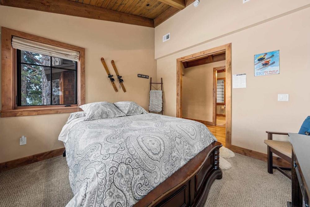 West Lake Serenity 180 Degree Lake Views