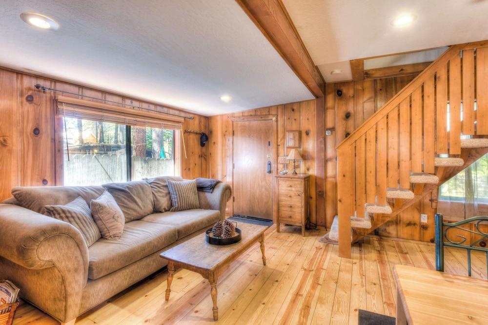 Moonlight Cove w/ Grill Tahoe Beach Next Door!