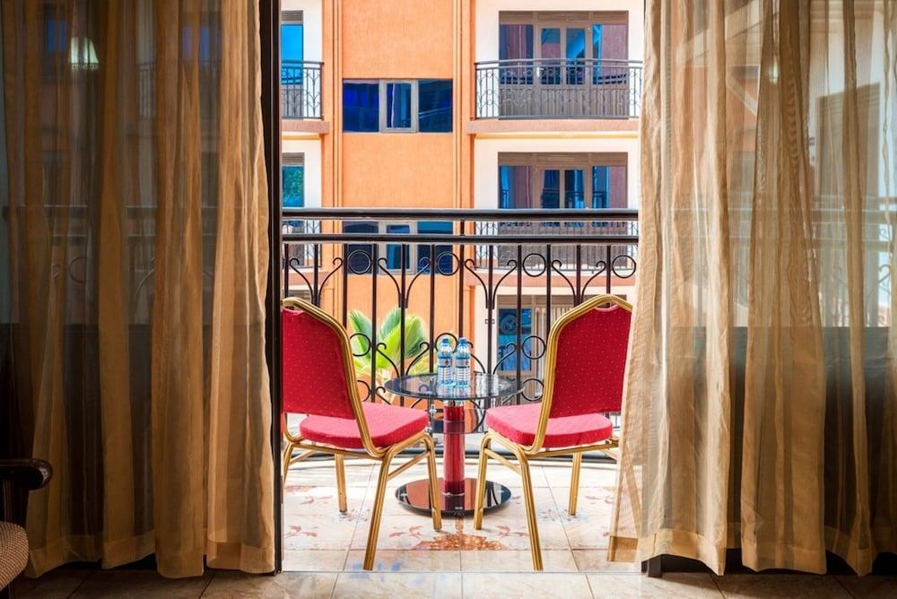 High Quality Apartment - Blue Pearl