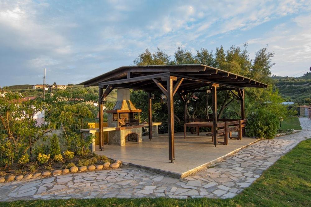 Vila Katia Polyhrono