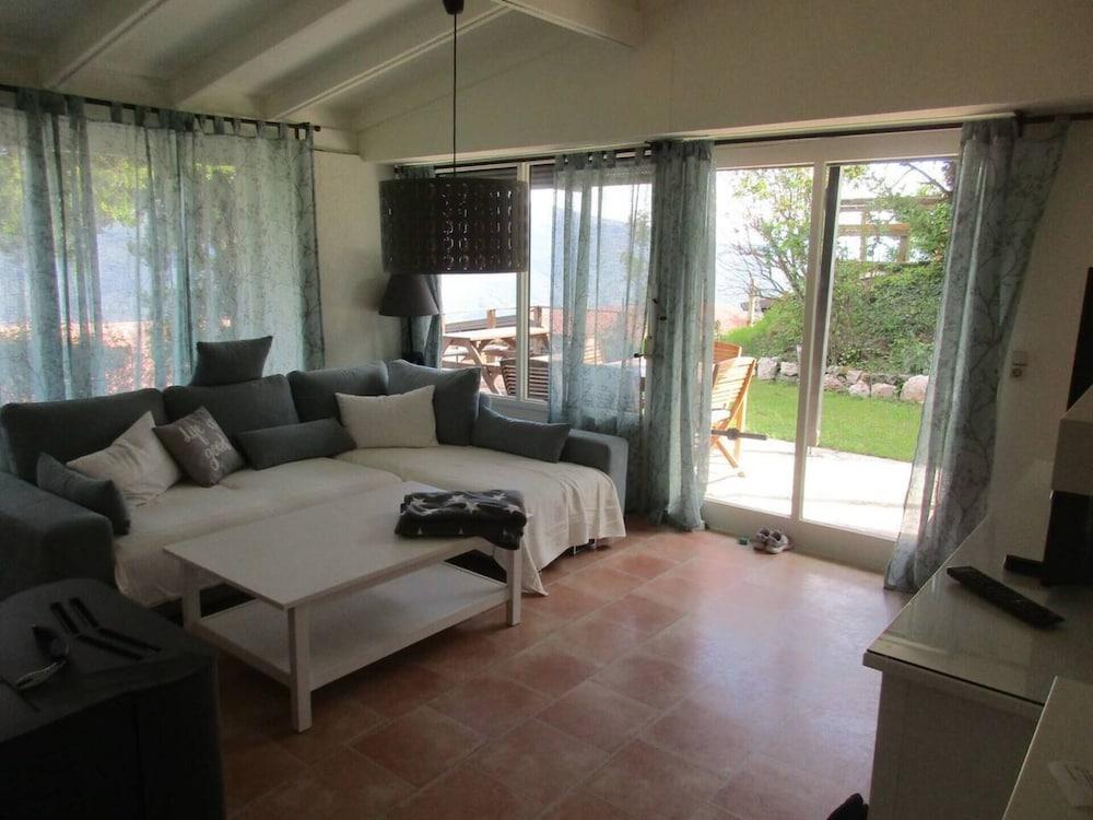 Inviting 2-bed House in Tignale