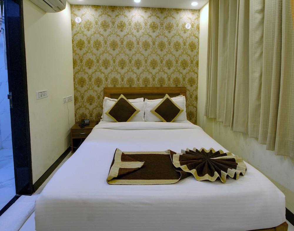 Jasoda Heritage Hotel Near Hawa Mahal