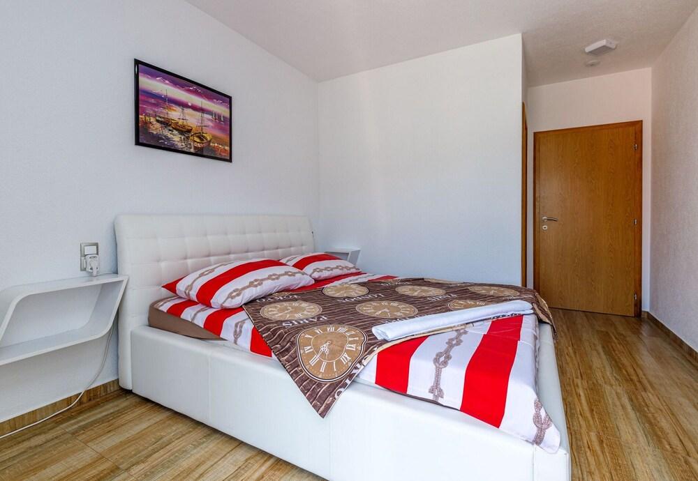 Beba Pool and Sauna House