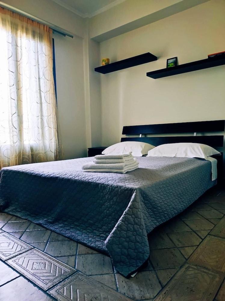 3BD Apartment in the Center