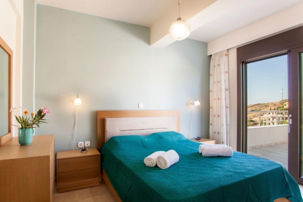 Luxurious Rikas Villa