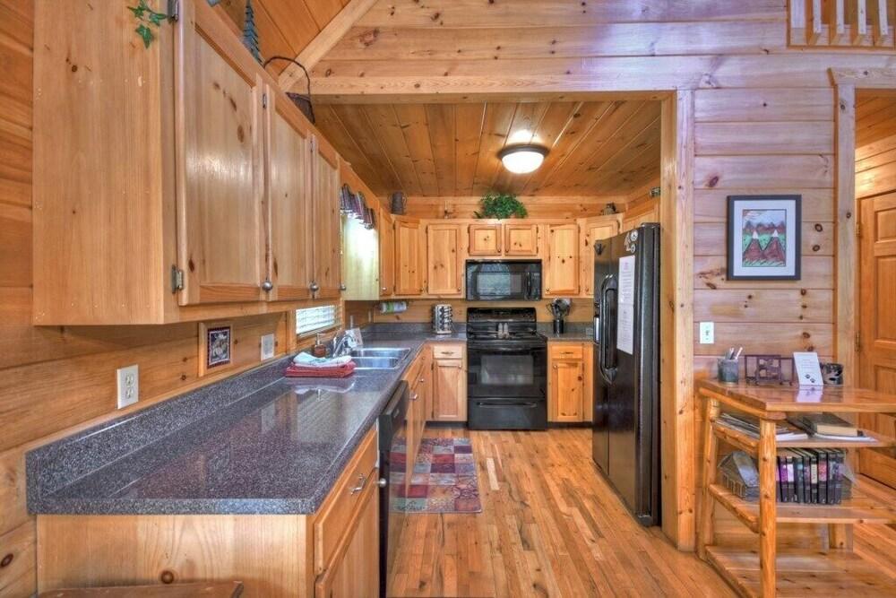 Moose Crossing Lodge