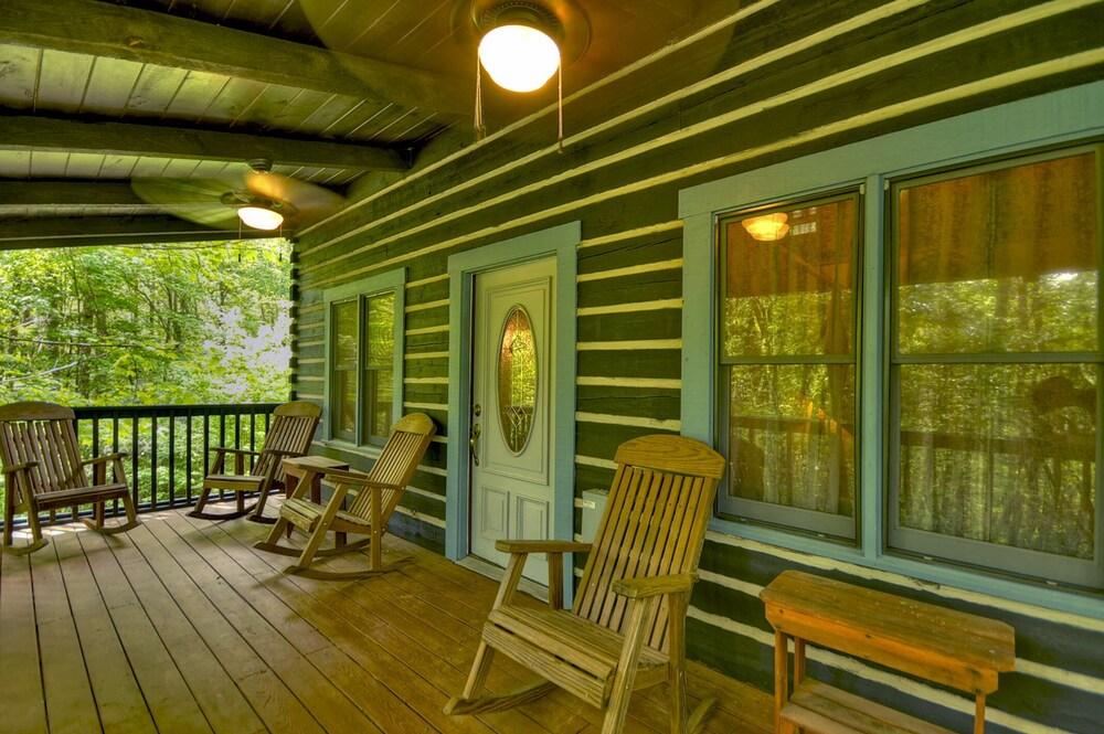 Sans Souci- Friendly Retreat