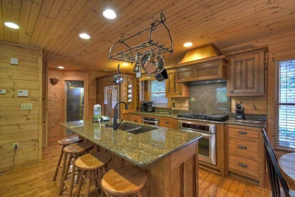 Fade Away on Fightingtown